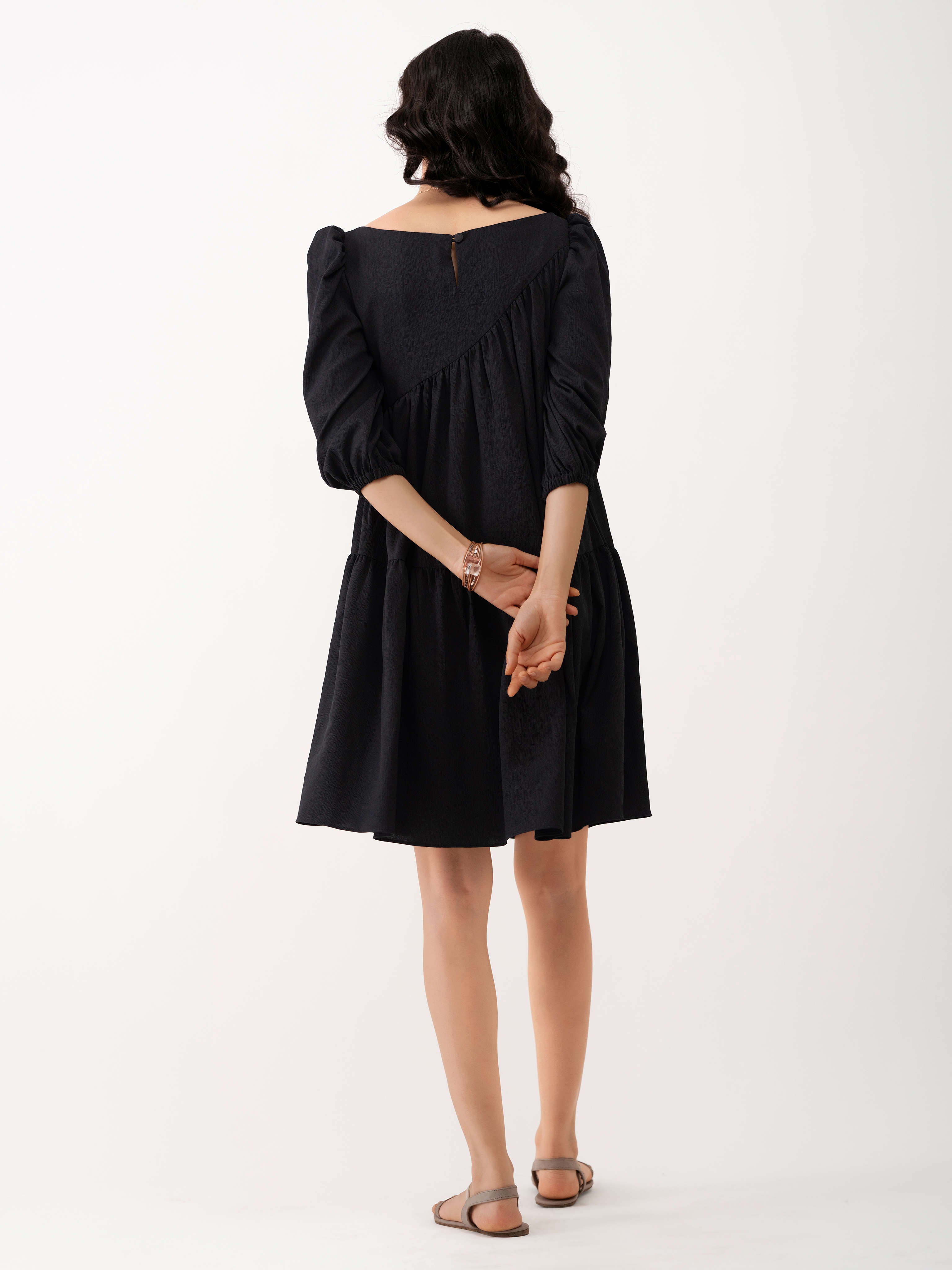 Color_Black