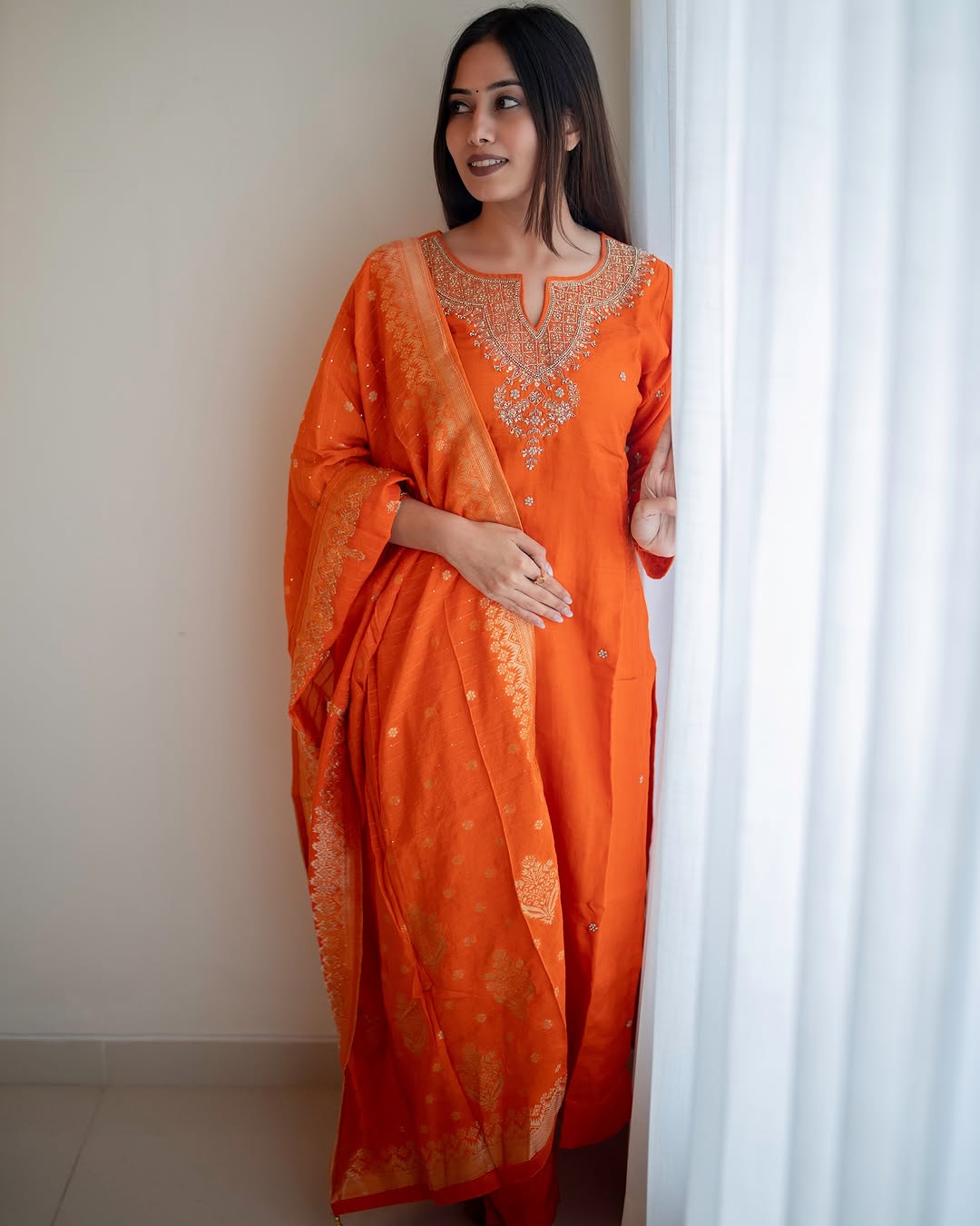 Color_Orange