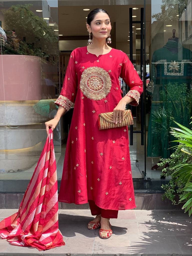 Women's Red Embroidered Kurta With Pant And Duppata Set