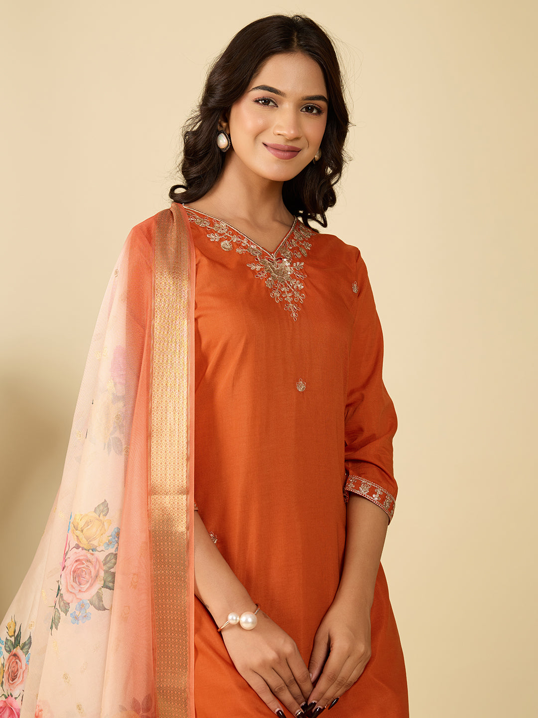 Women's Orange Silk Blend Embroidered Kurta Set