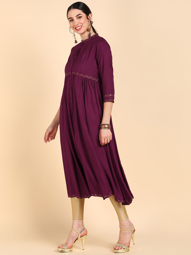 Women's Viscose Rayon Solid Kurta