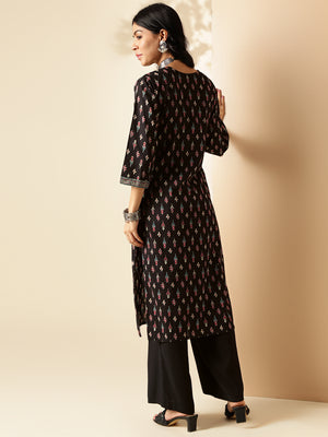 Color_Black