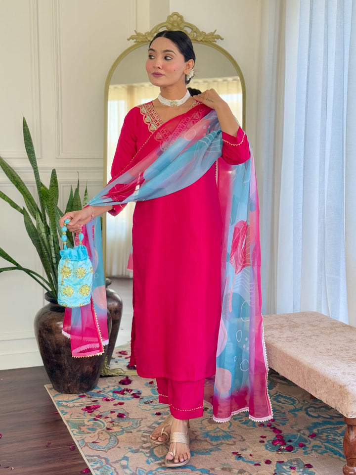 Women's Pink Rayon Slub Embroidered Straight V Neck Kurta Set