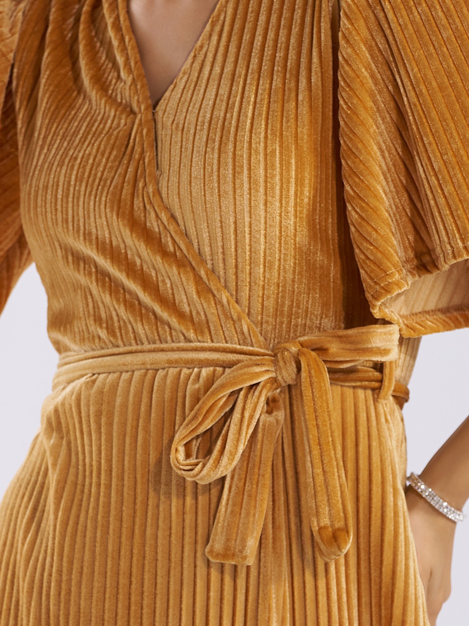 Color_Gold