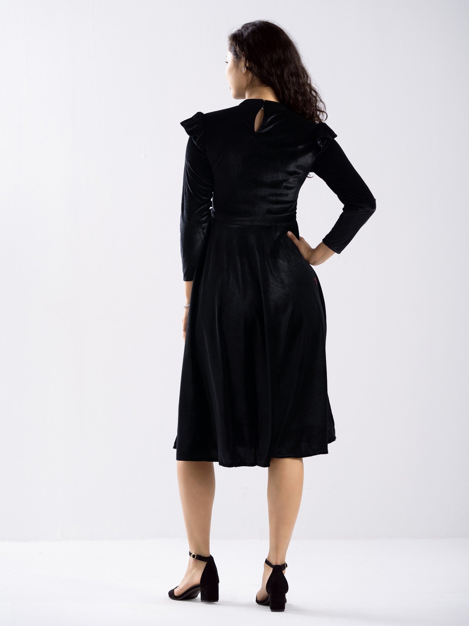 Color_Black
