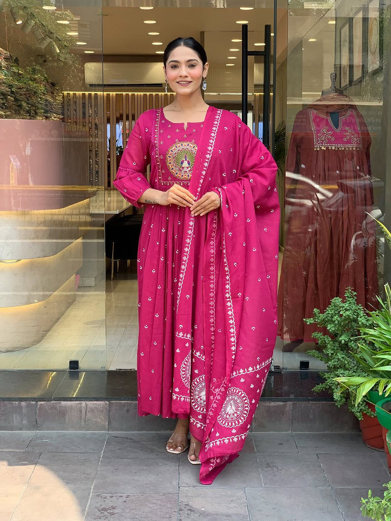 Women's Pink Embroidered Kurta With Pant And Duppata Set
