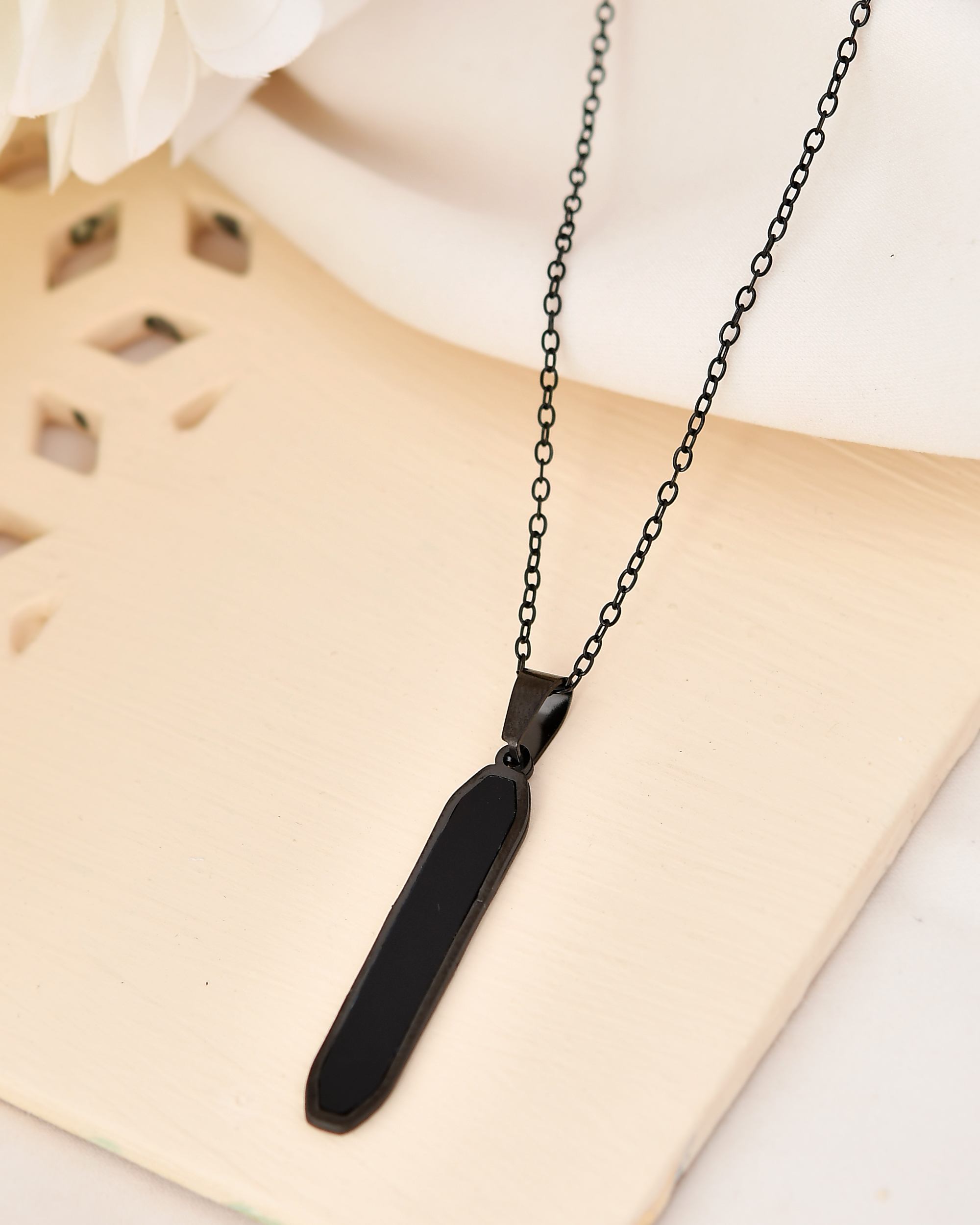Color_Black