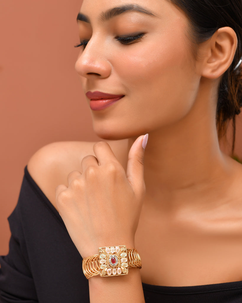 Color_Gold