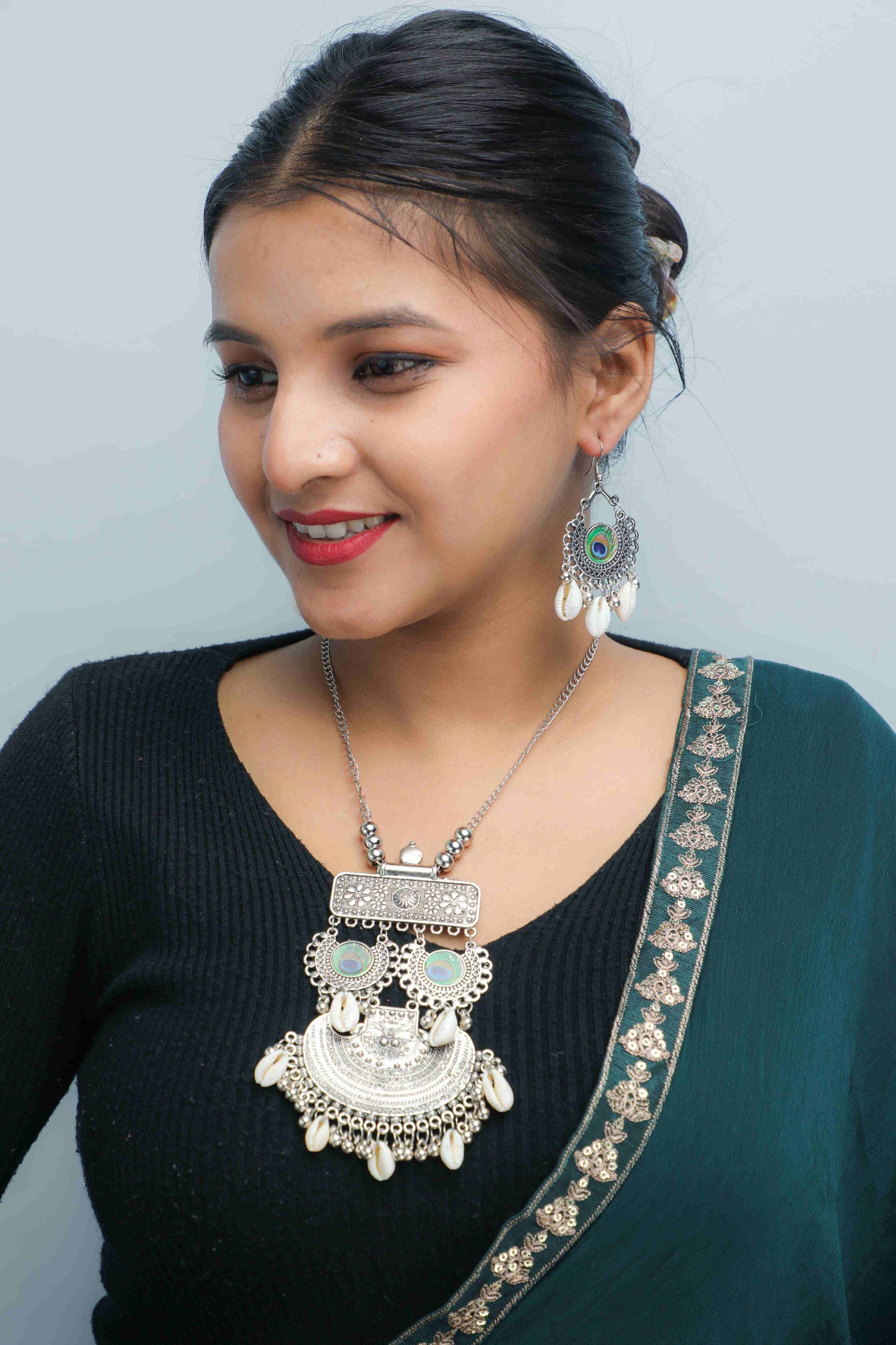 Women's Oxidised Silver Plated Peacock Feather And Shell Jewellery Set - Voj