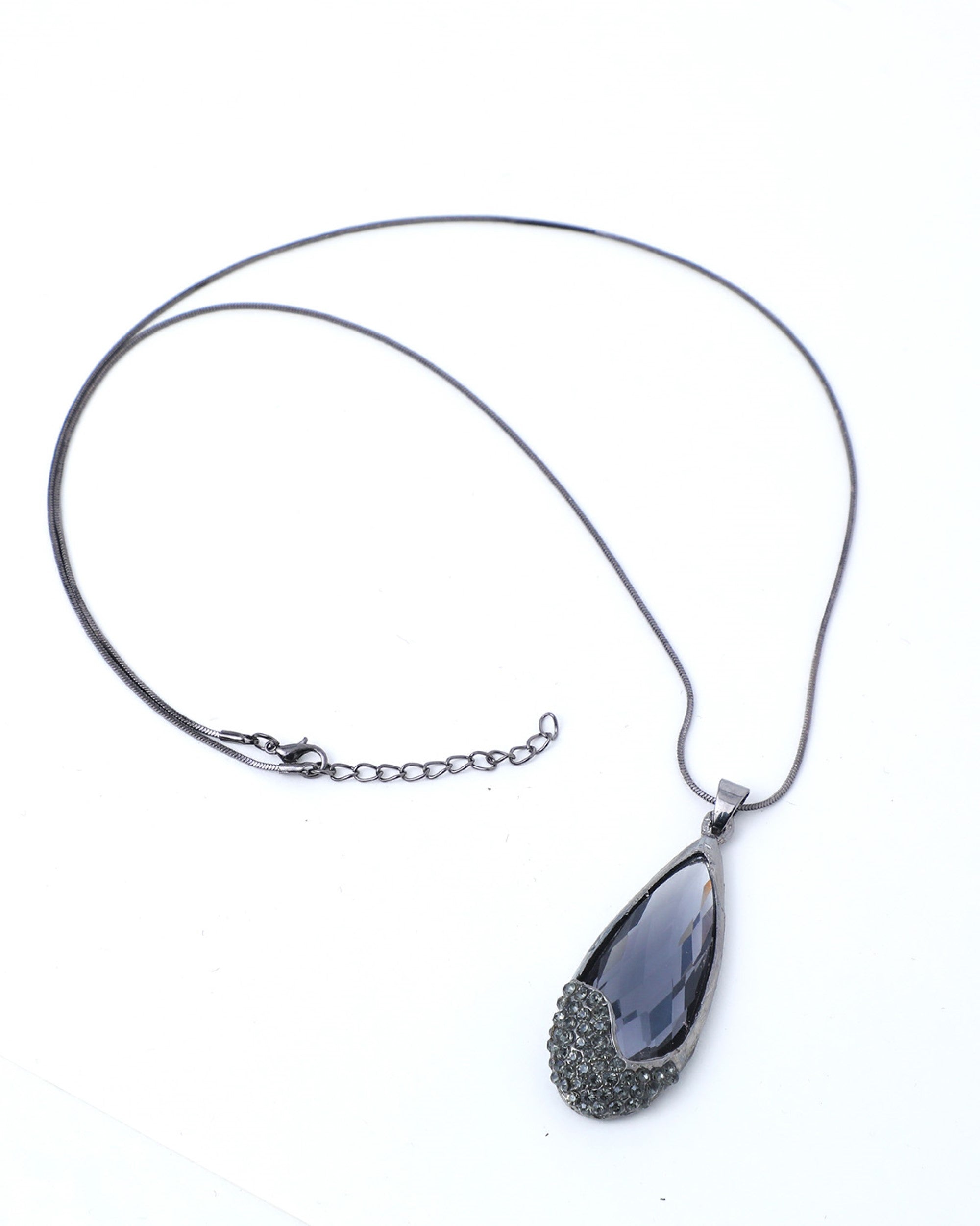 Women's Black Stone Studded Pandent Necklace  - Voj