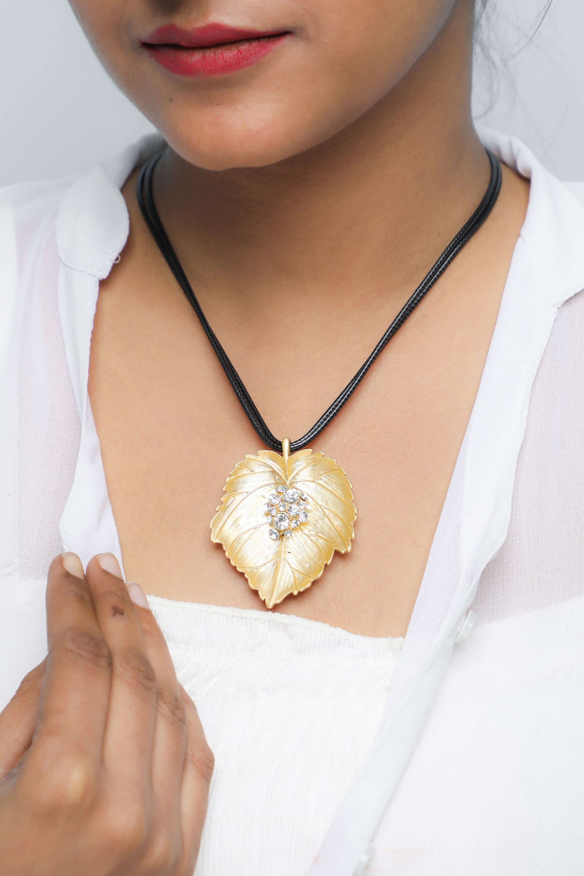 Women's Leaf Shaped Gold Pandent With Black Necklace  - Voj