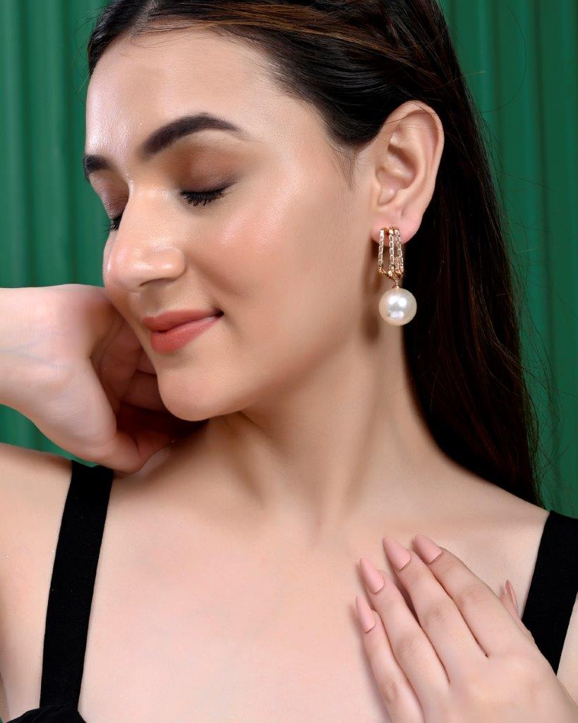 Women's Set Of 2 Korean Drop Earrings - Gold Plated And Silver Plated With White Pearl