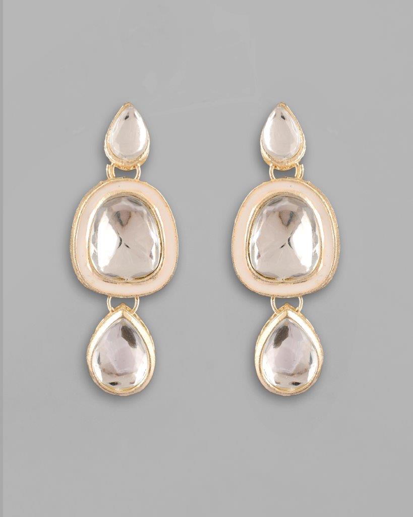 Women's Kundan Studded Silver Plated White Color Jewellery Set With Maangtikka