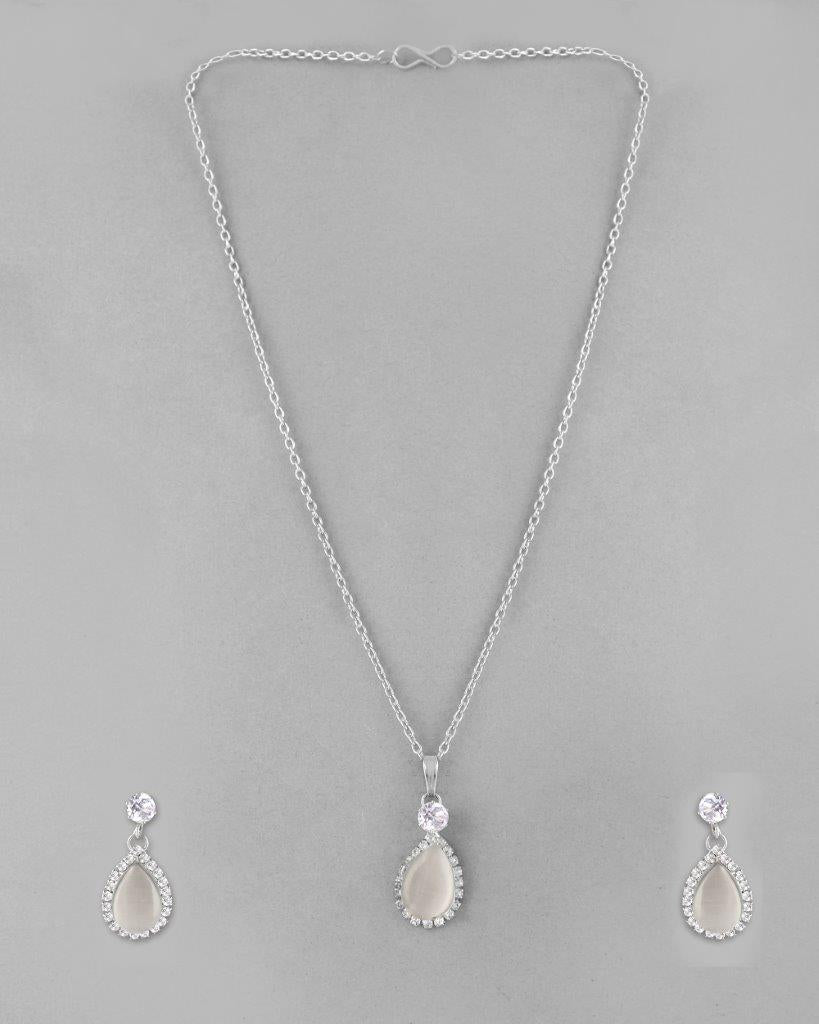 Women's Silver Plated White Stone With Ad Stone Studded Chain Set - Voj