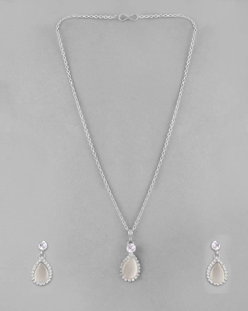 Women's Silver Plated White Stone With Ad Stone Studded Chain Set