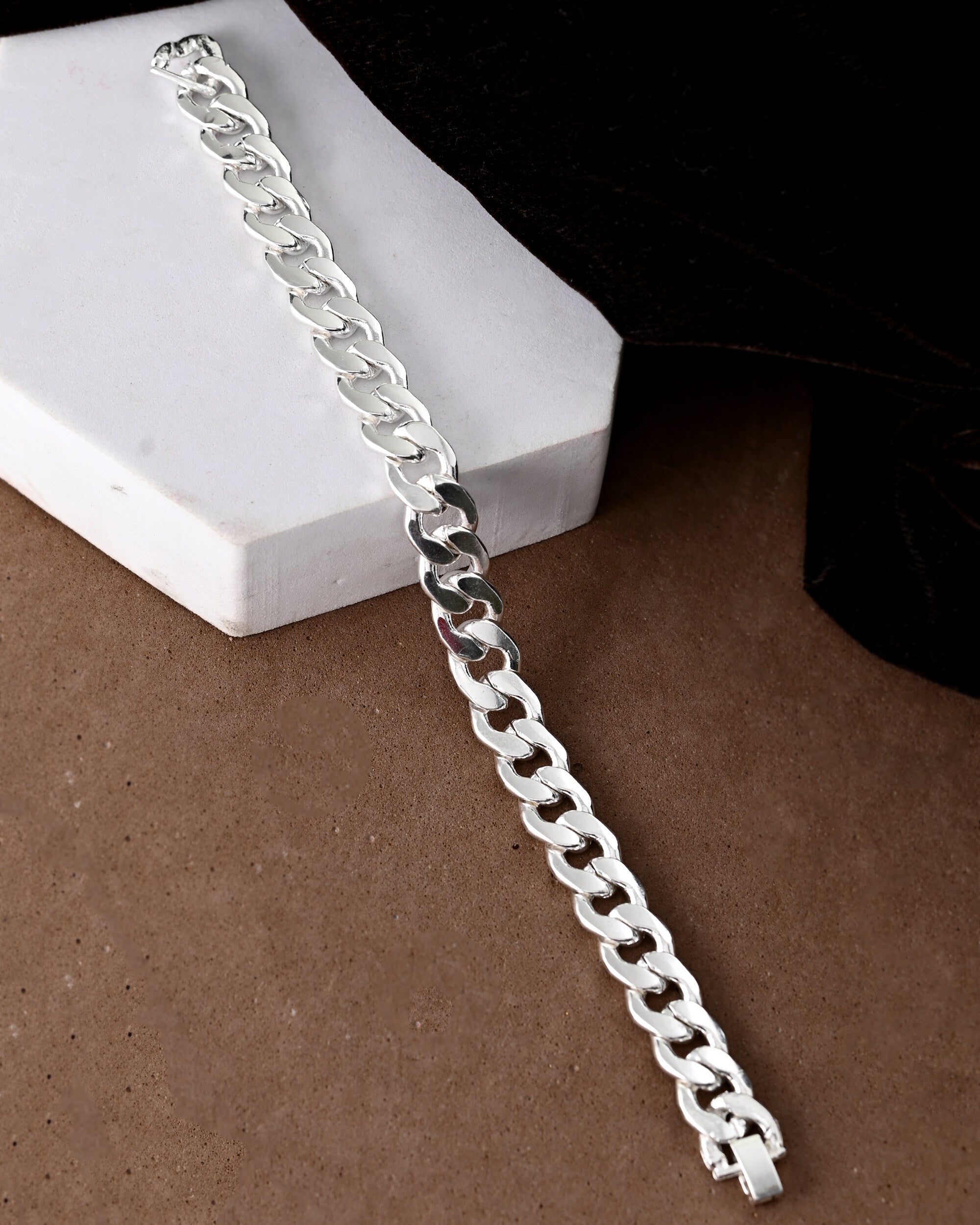 Color_Silver