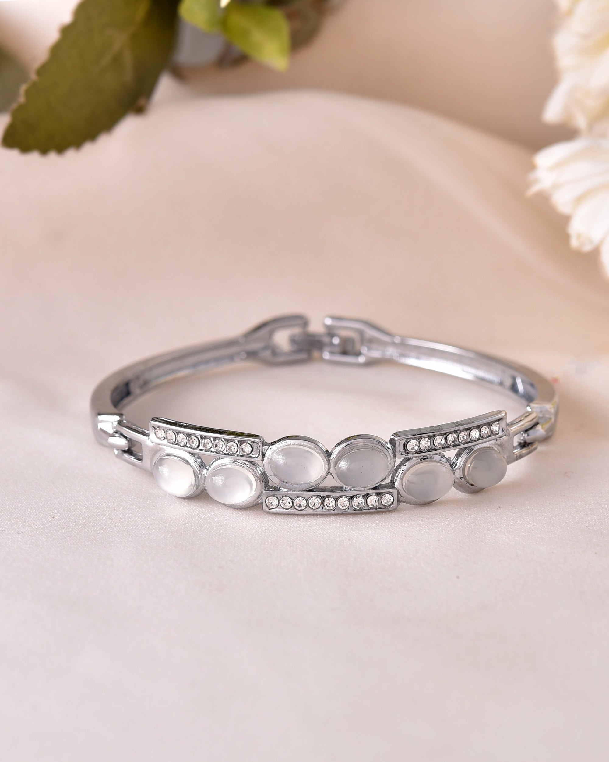 Color_Silver