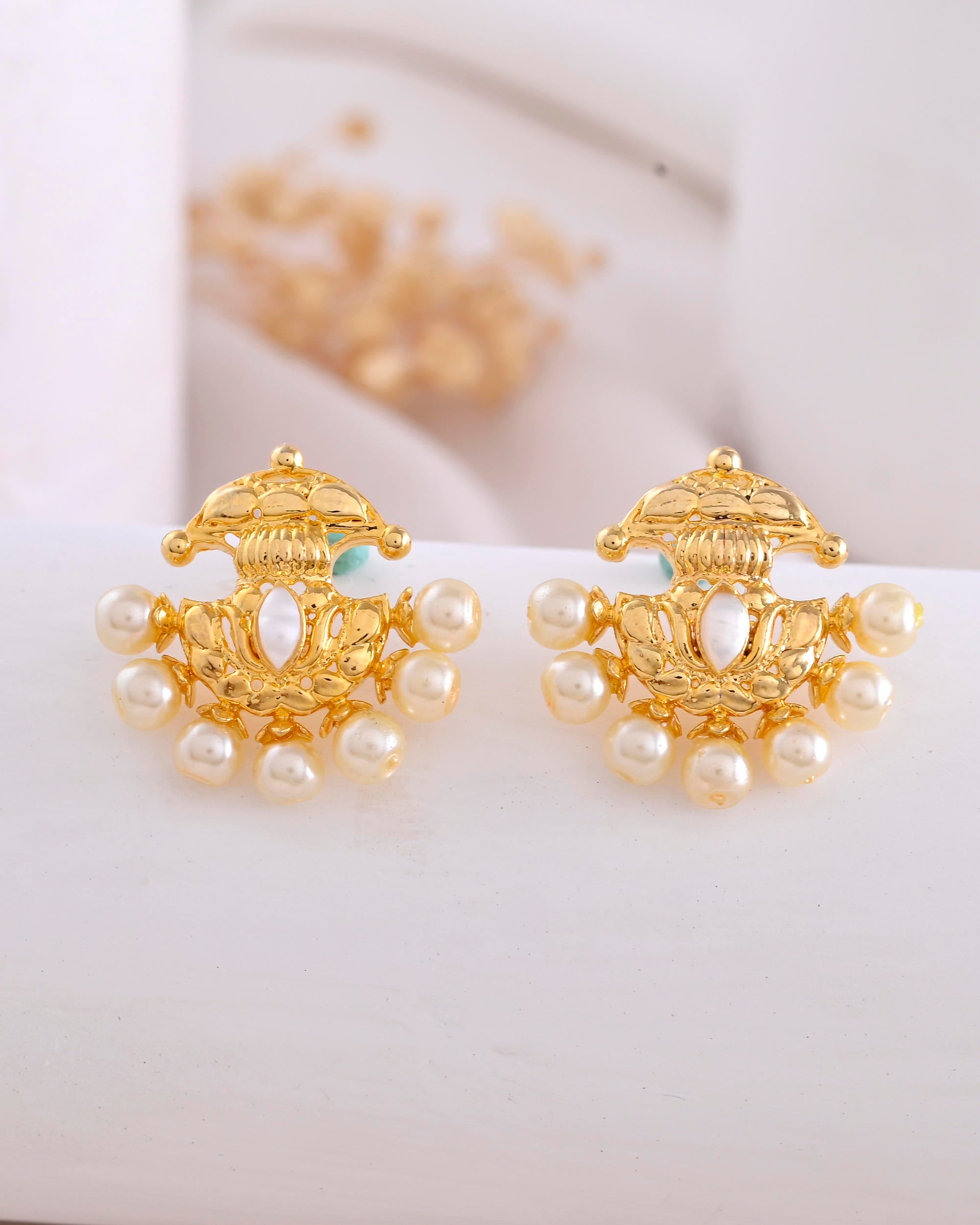 Color_Gold