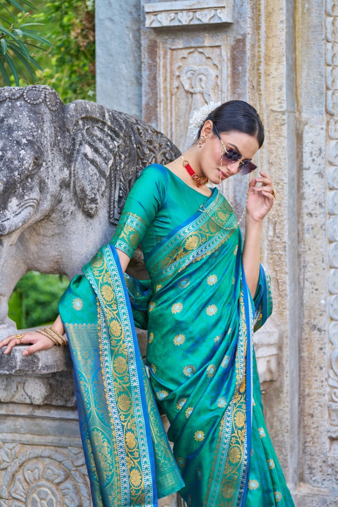 Women's Green Silk Blend Zari Weaving Work Saree