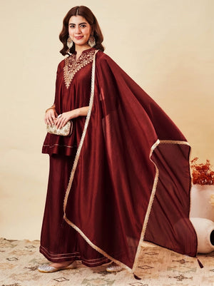 Color_Maroon