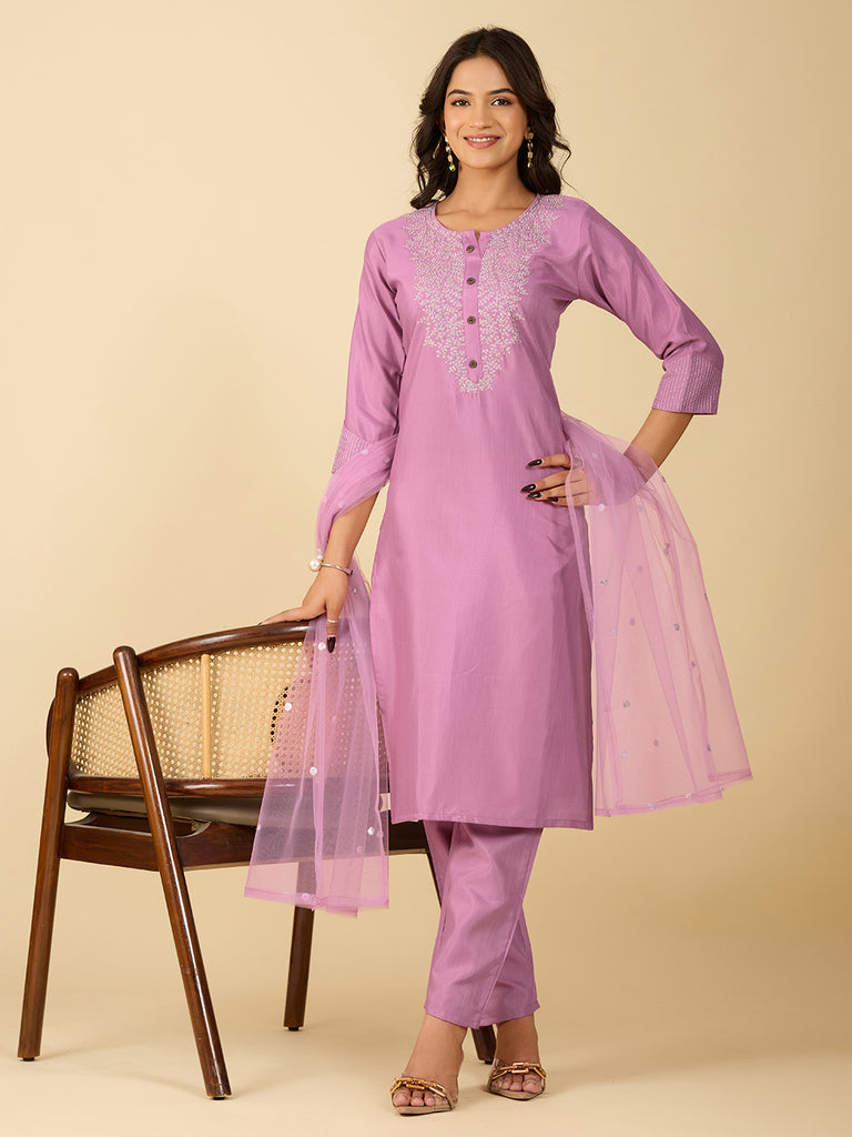 Women's Dusty Pink Cotton Blend Embroidered Kurta Set