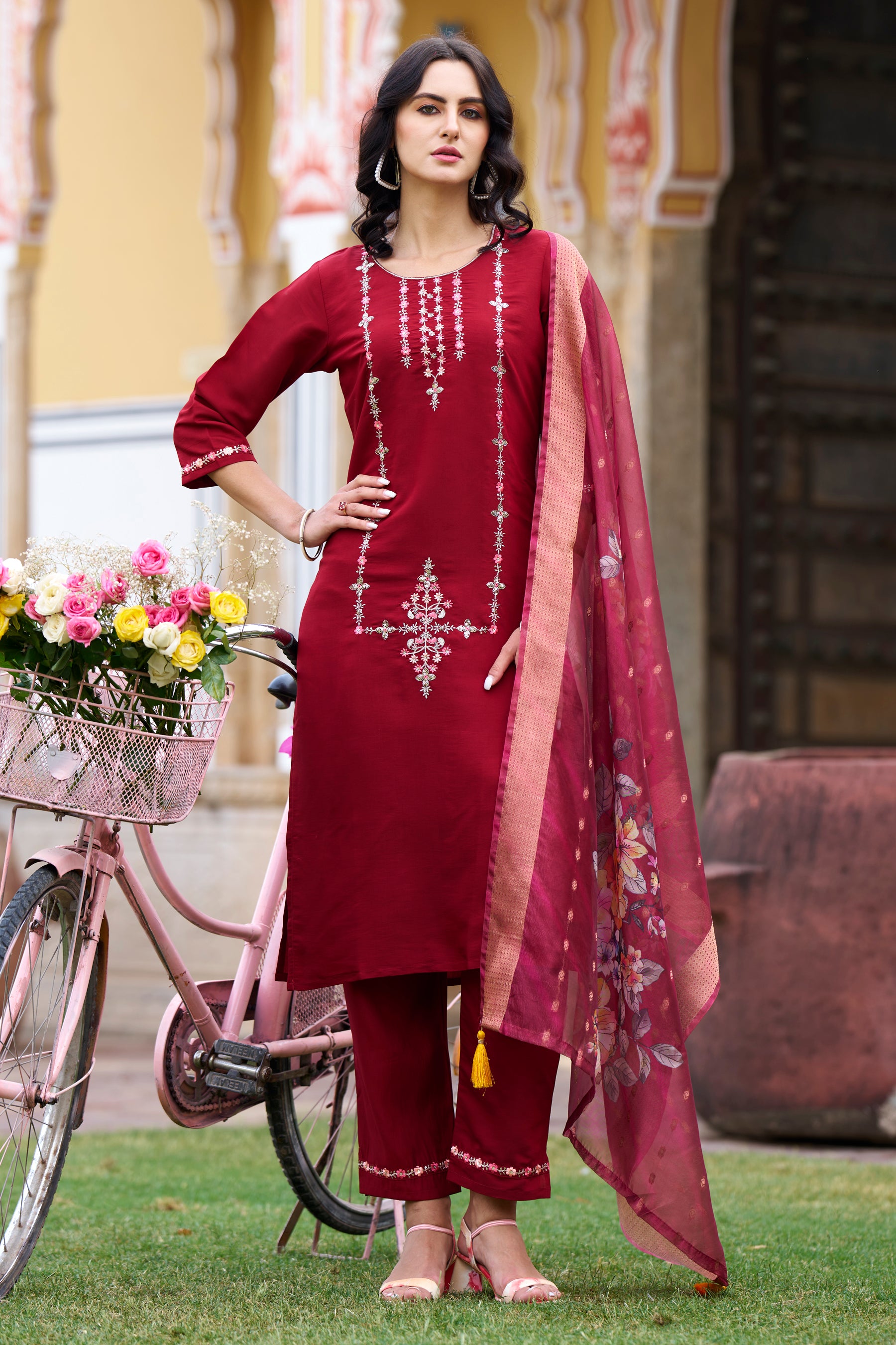 Color_Maroon