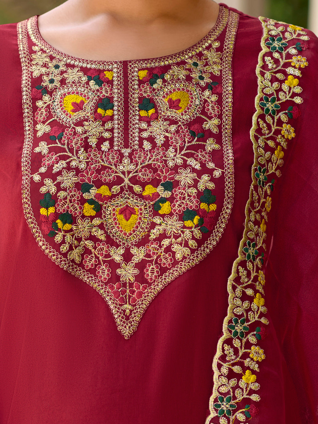 Color_Maroon