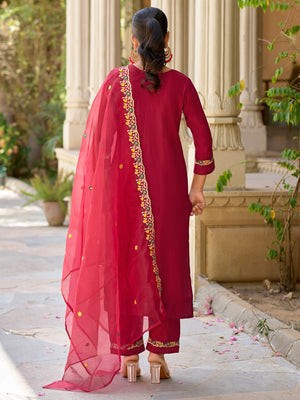 Color_Maroon