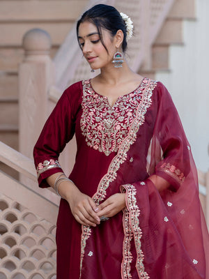 Color_Maroon