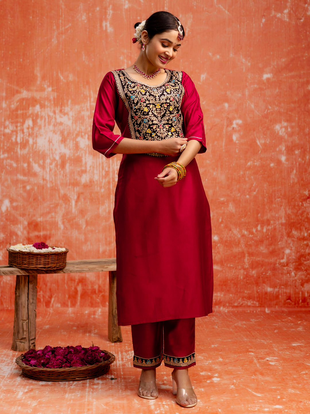 Color_Maroon
