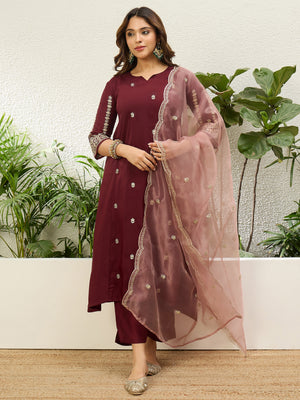 Color_Maroon