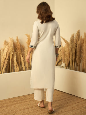 Color_Off White