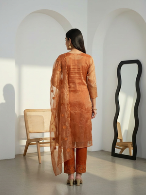 Color_Orange