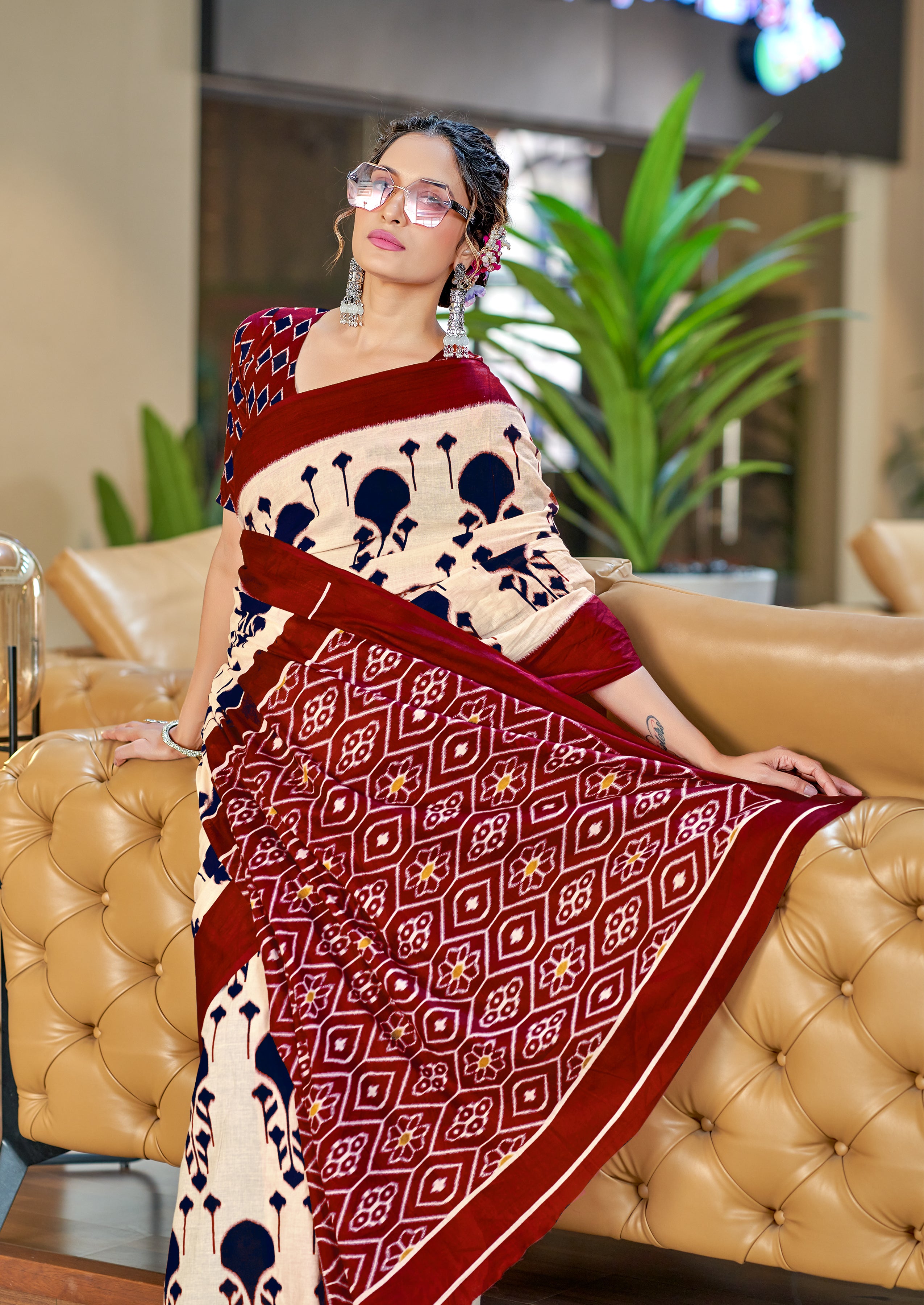 Color_Maroon