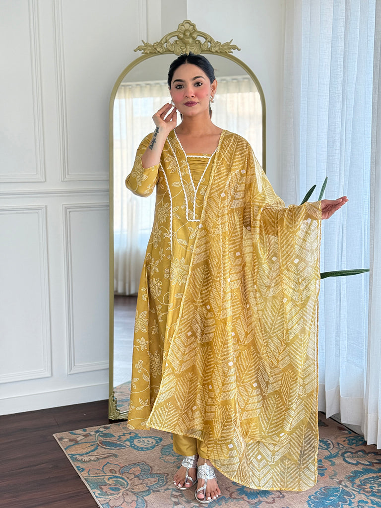Women's Yellow Rayon Printed Kurta Set