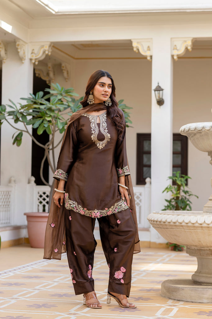 Color_Brown