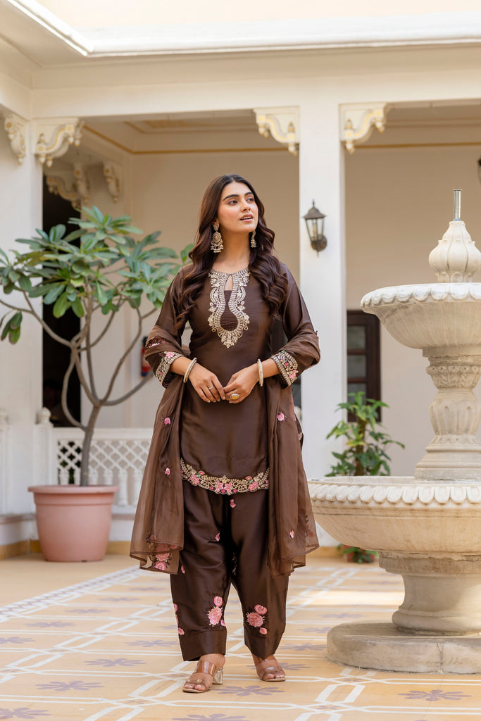 Color_Brown