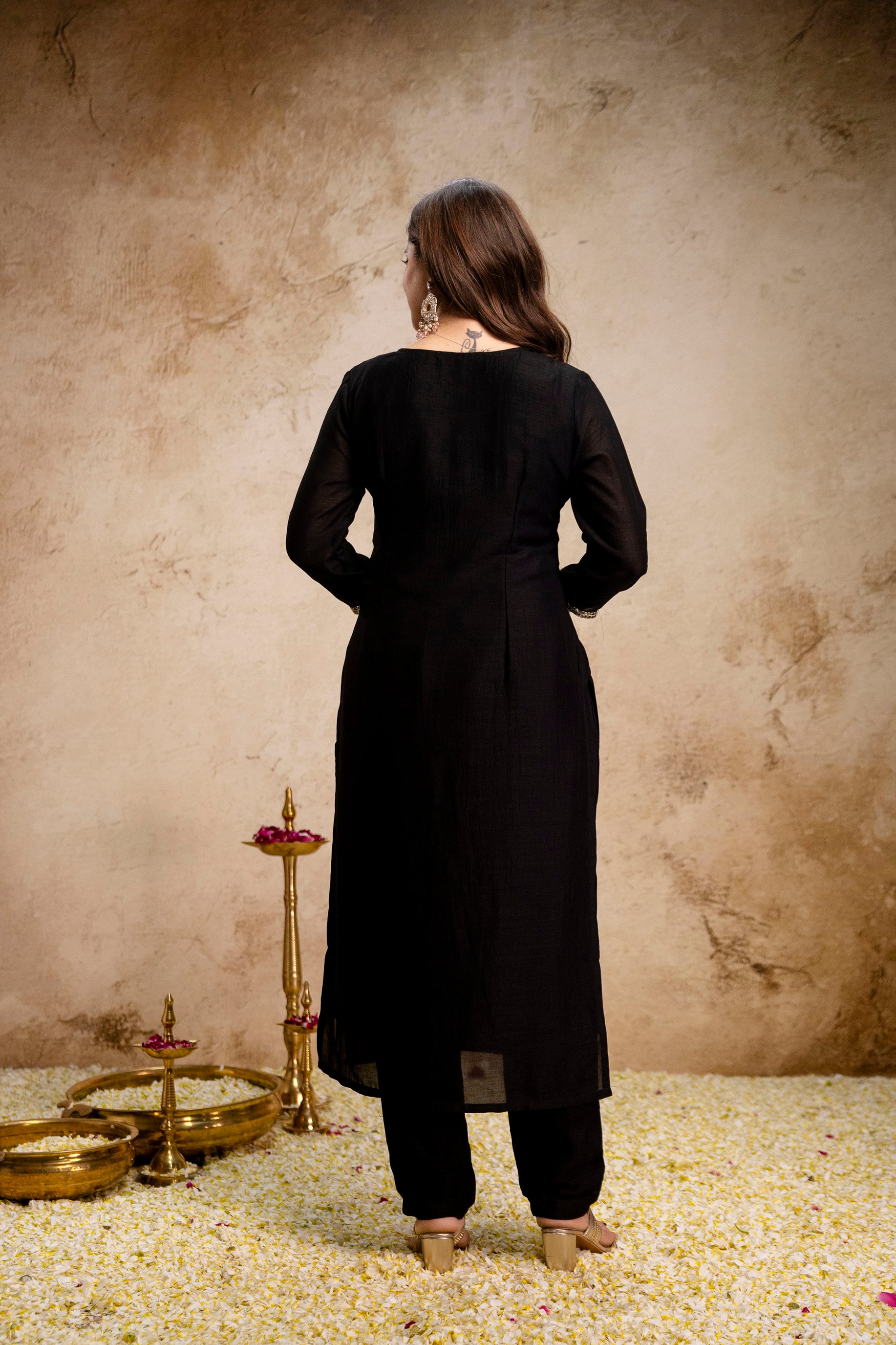 Color_Black