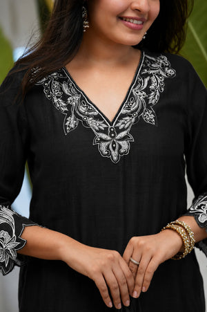 Color_Black