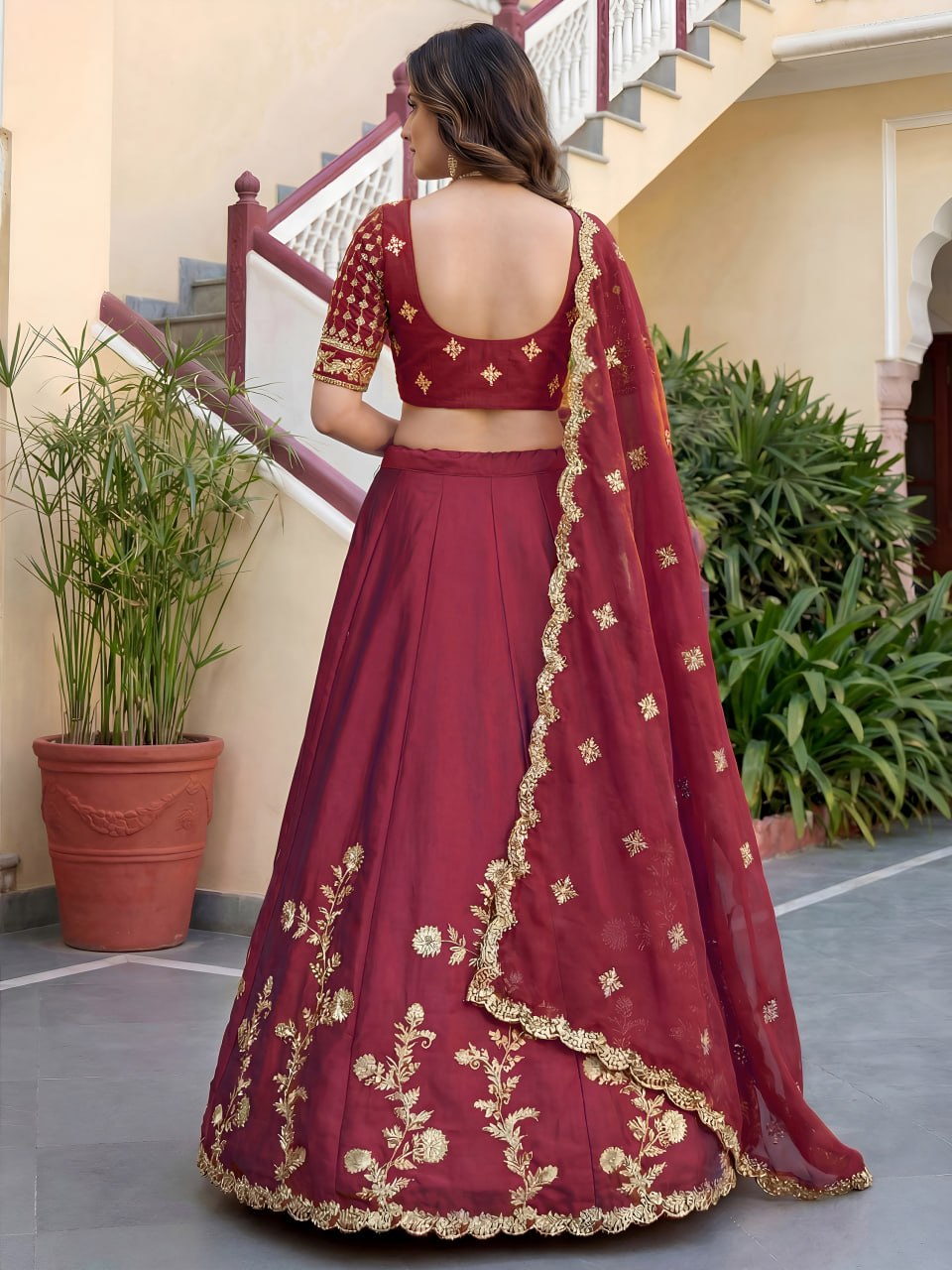 Color_Maroon