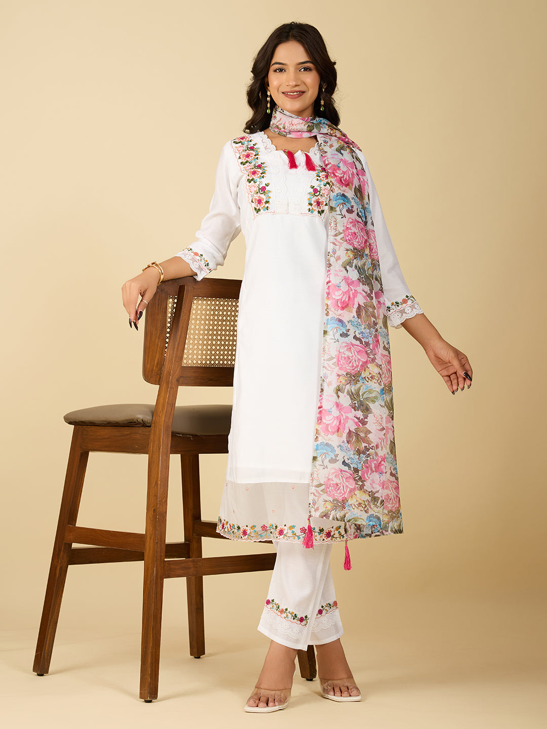 Women's White Embroidery Kurta With Pant And Duppata Set