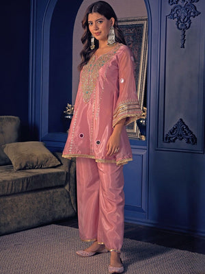 Color_Pink