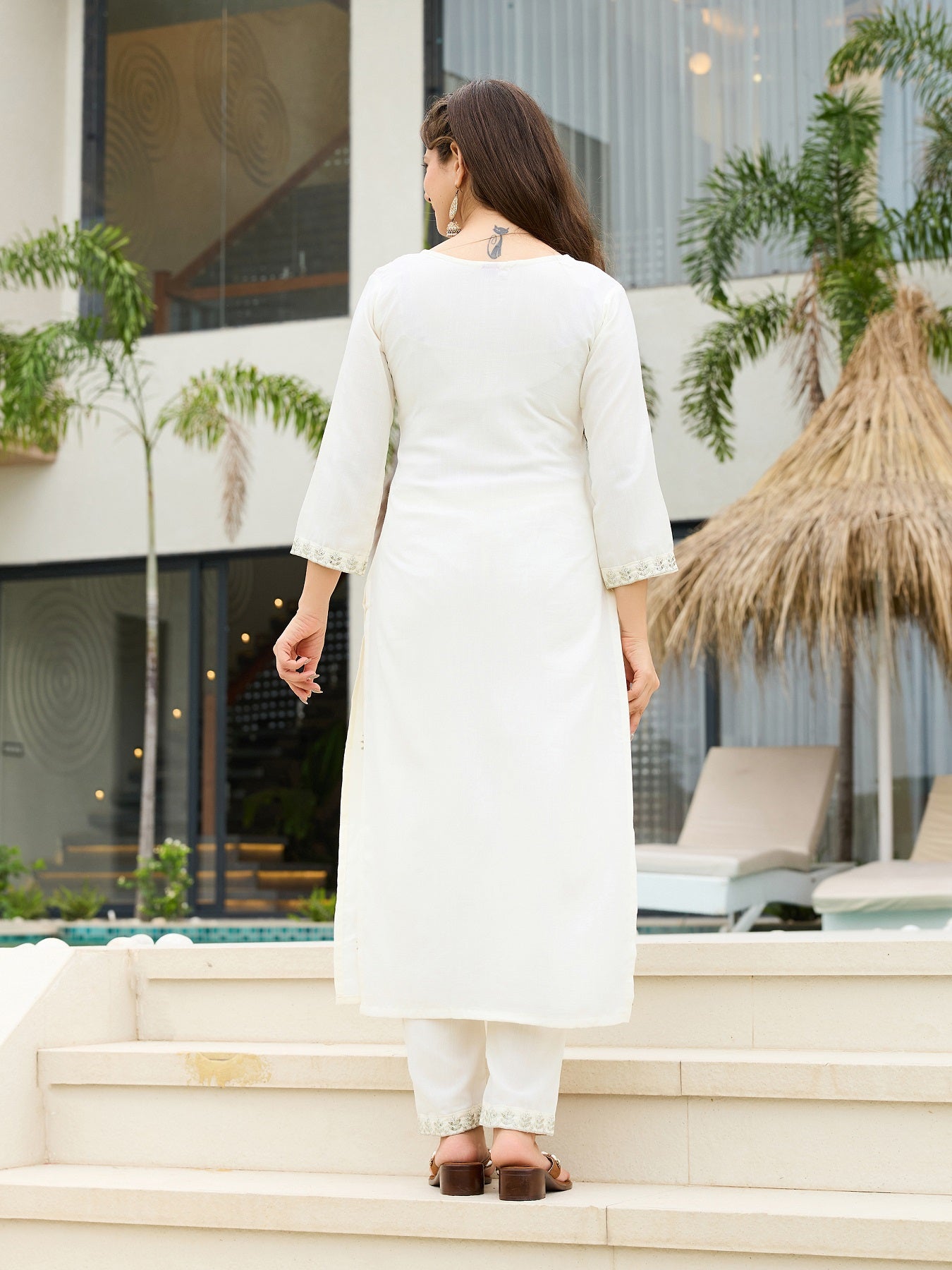 Color_Off White
