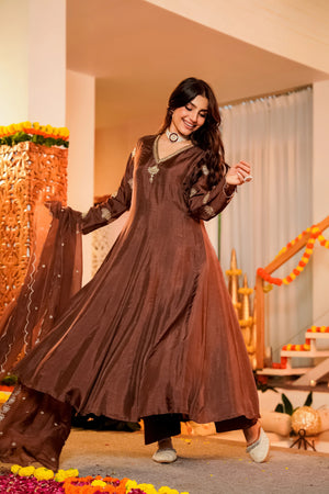 Color_Brown