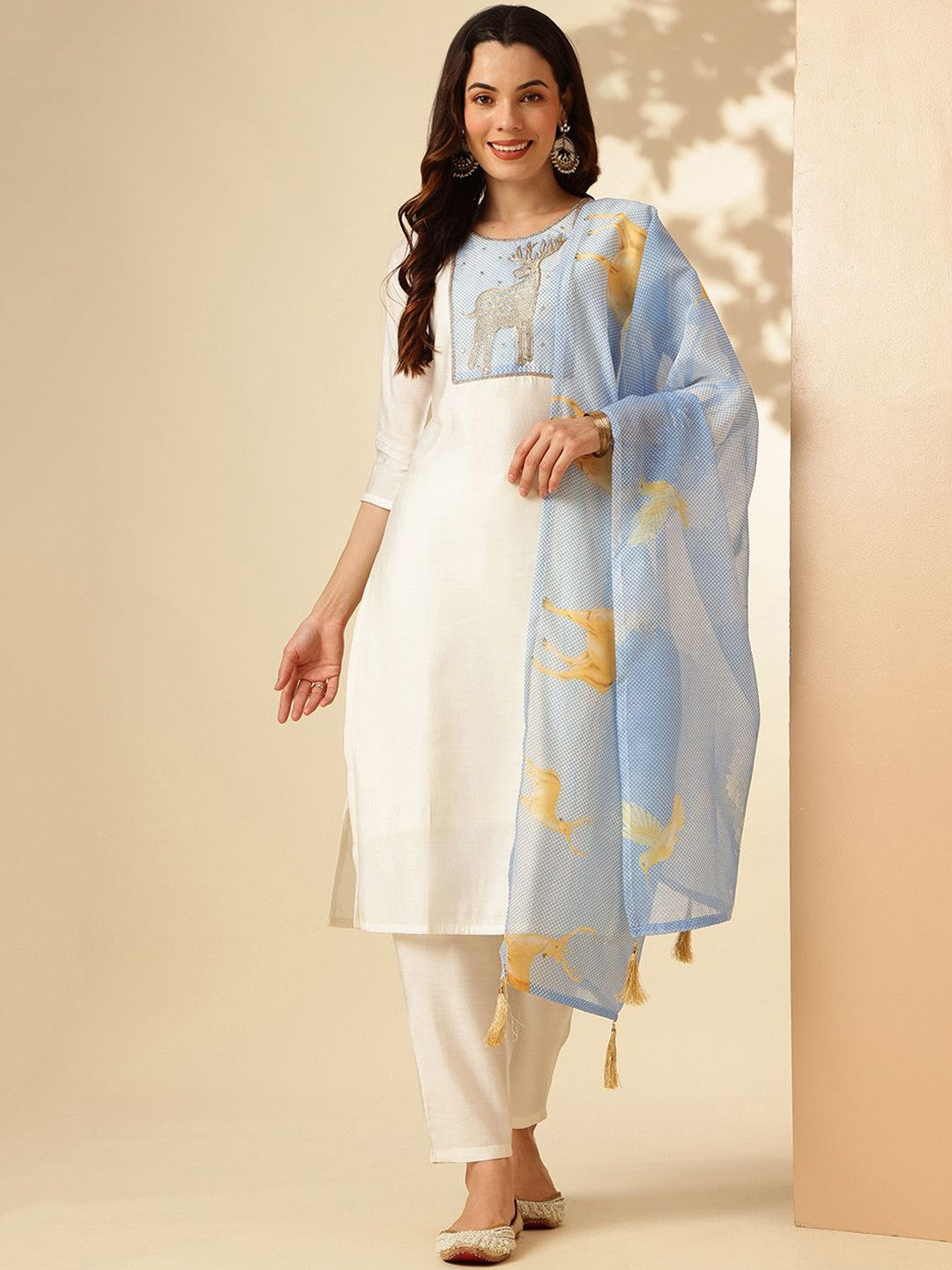 Women's White Pv Chanderi Fabric Kurta Pant With Dupatta Set Fabric Kurta Pant Set Comes With Dupatta - Taantav