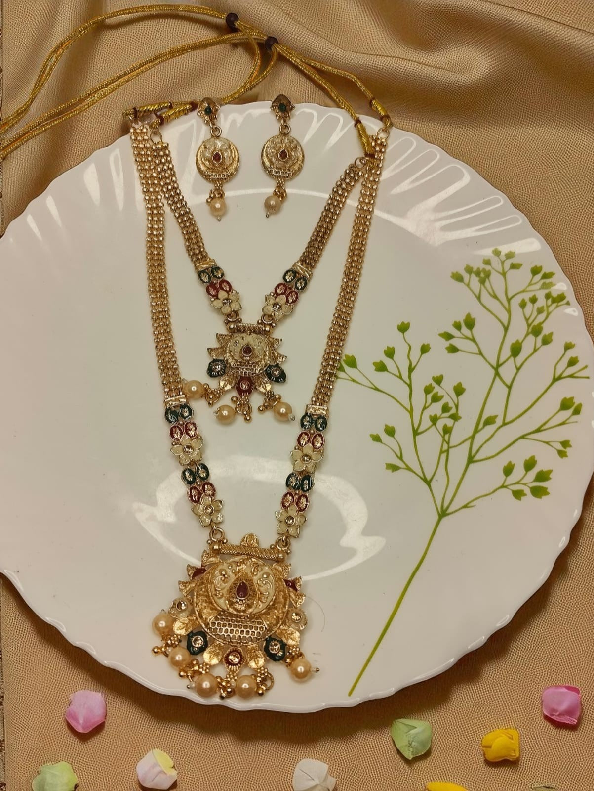 Color_gold