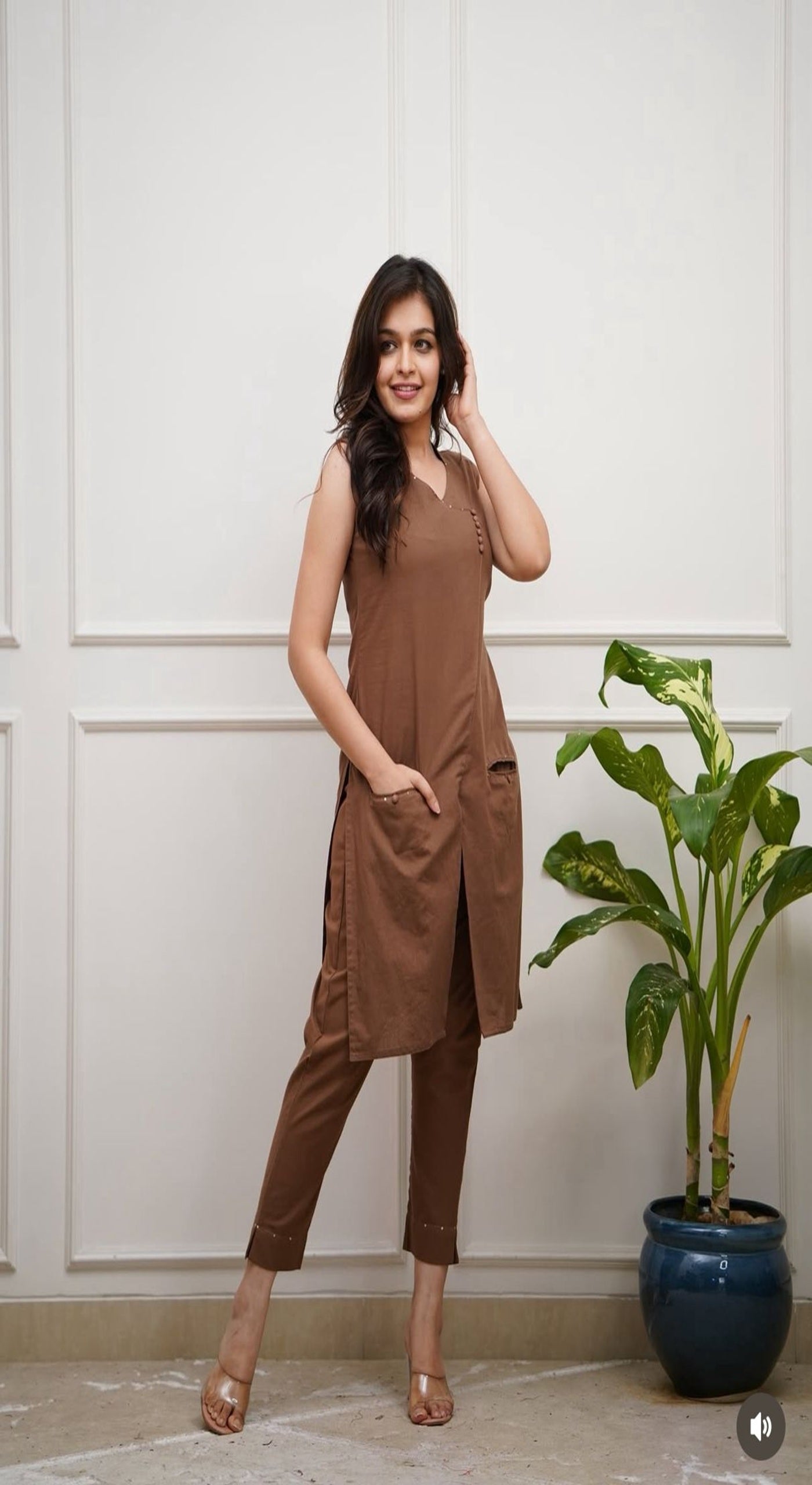 Color_BROWN