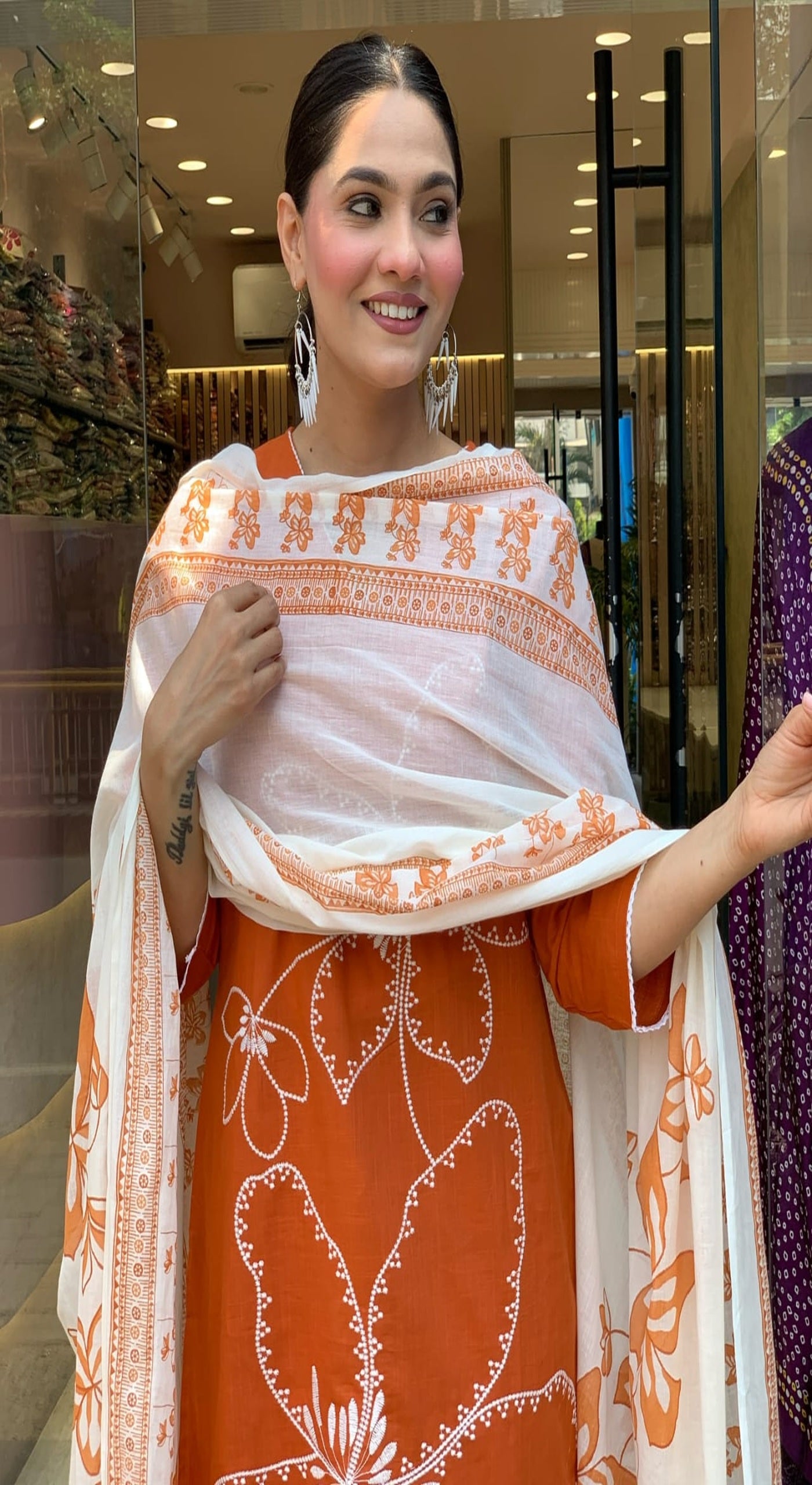 Color_ORANGE