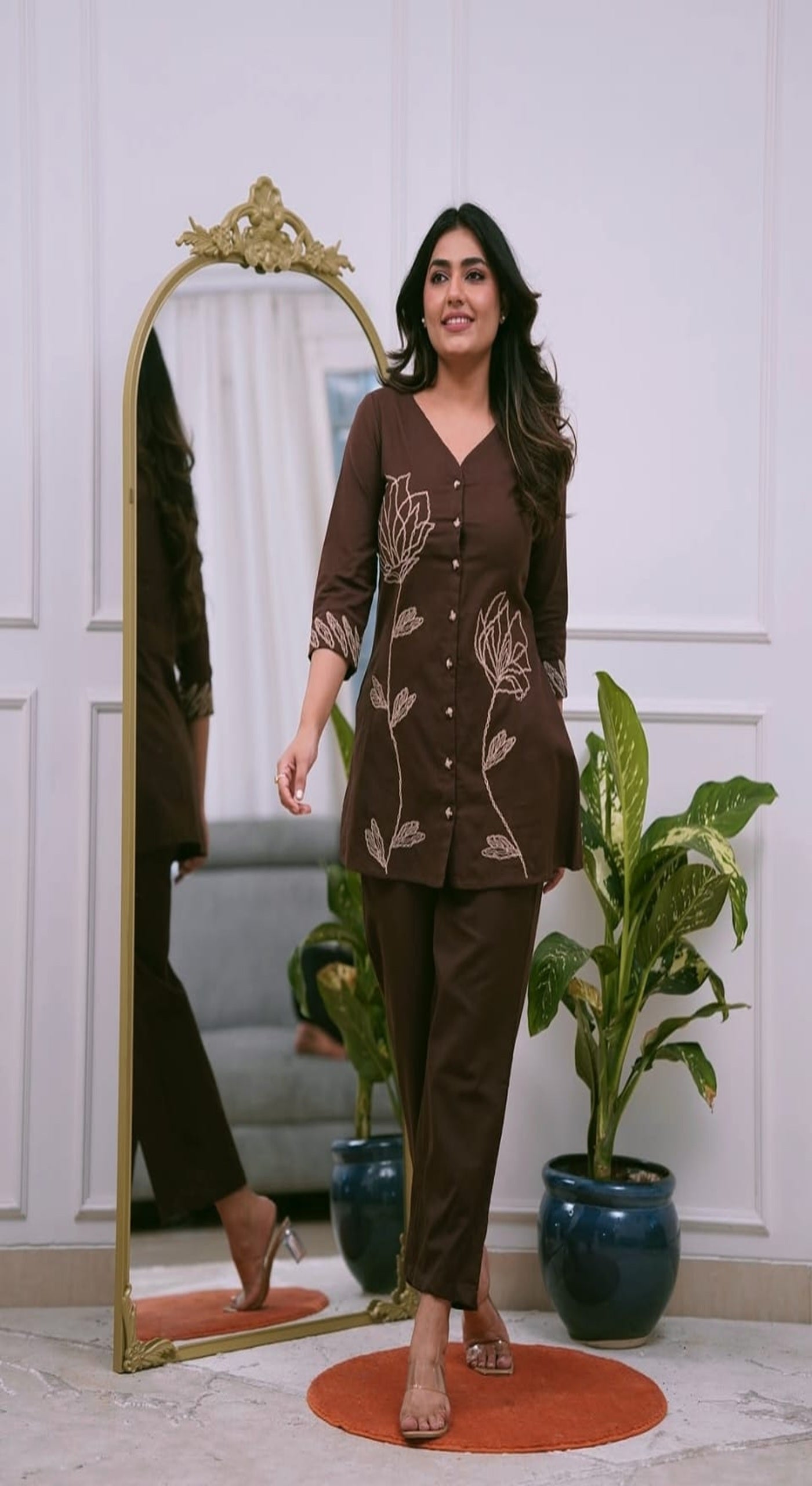 Color_BROWN