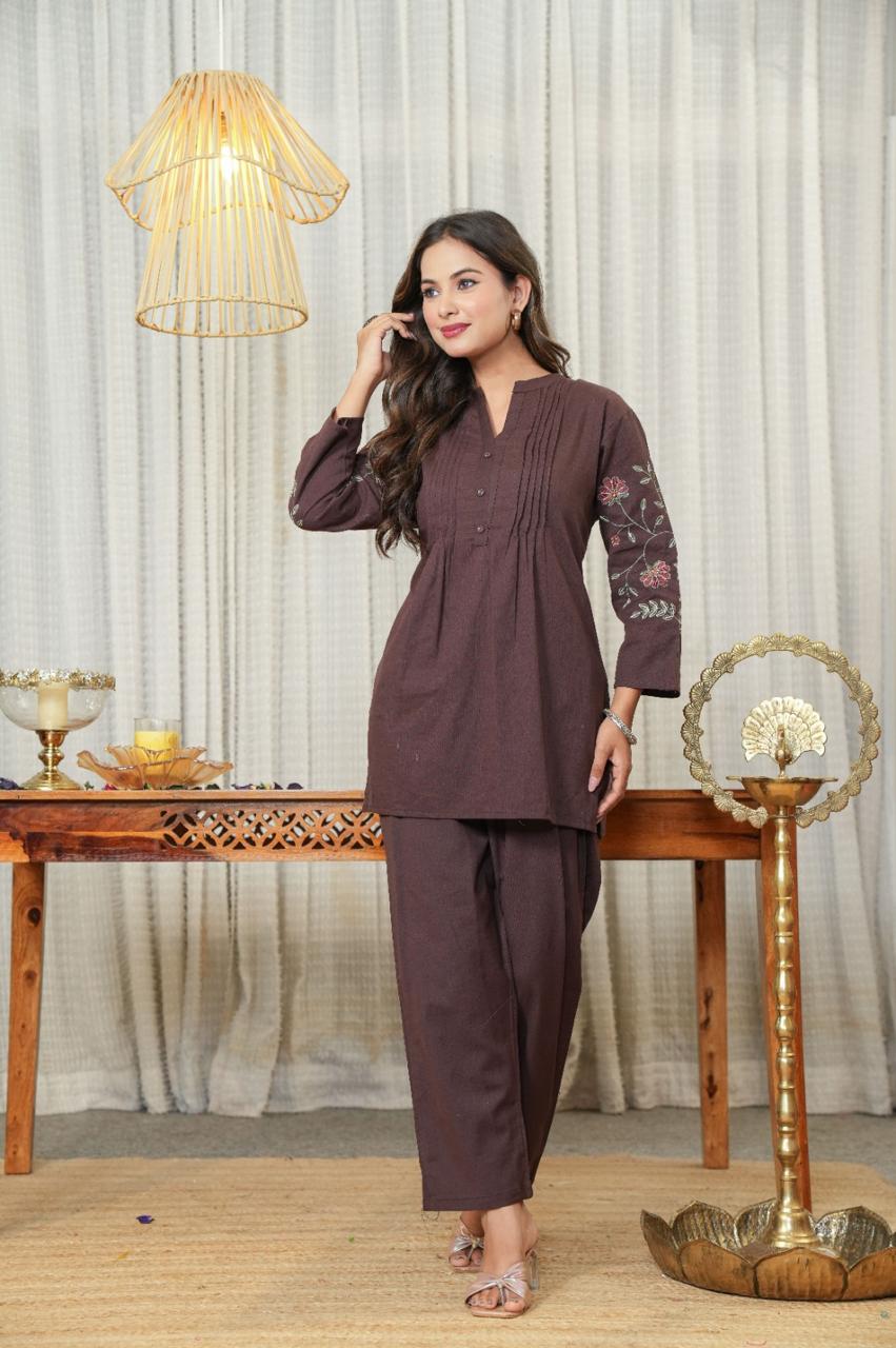 Color_Brown